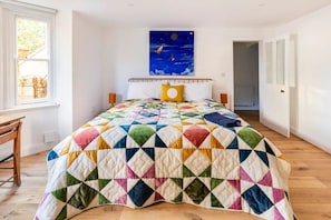 1 غرفة نوم ومكتب ومكواة/لوح كي وواي فاي مجانًا