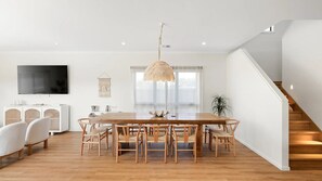 Dining - Ella Phillip Island in Cowes (Cowes)