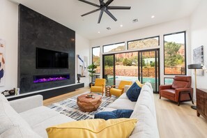 Smart TV, fireplace, computer monitors, printers