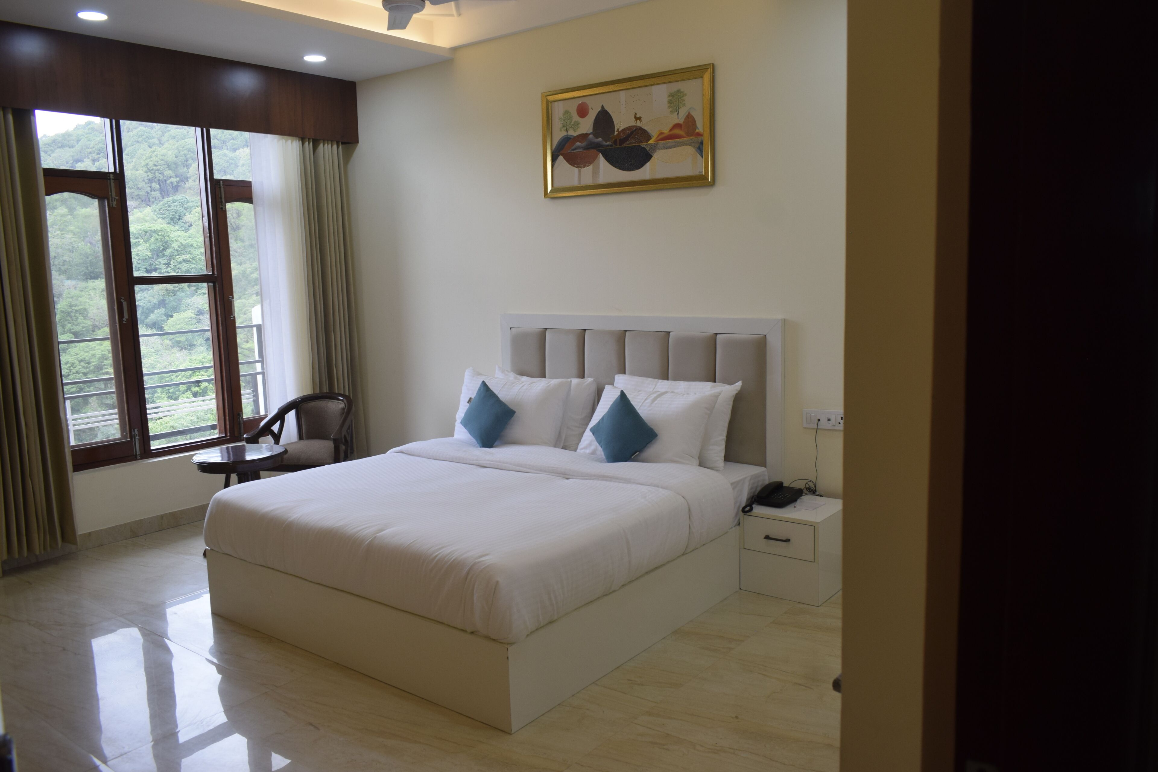 Superior Room | Desk, laptop workspace, free WiFi