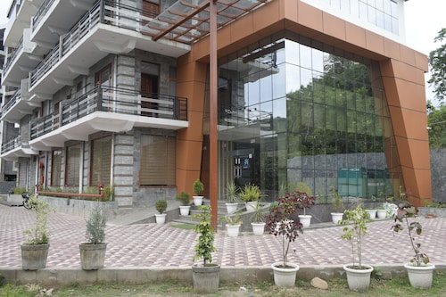 Xenious Micro Dharmshala 