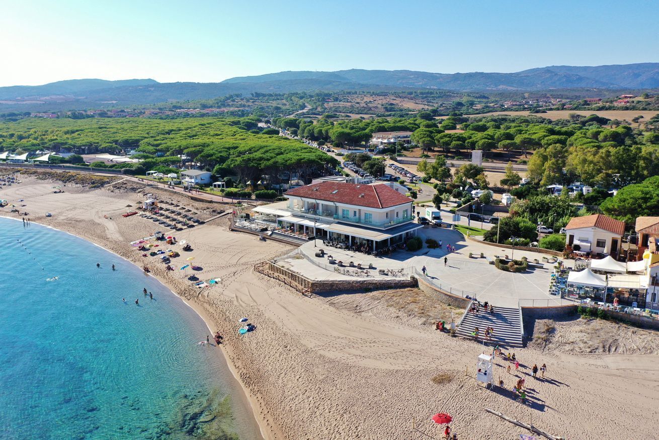 Una spiaggia nelle vicinanze, teli da spiaggia