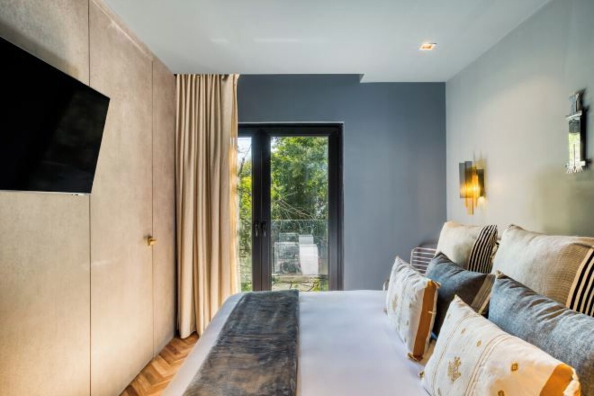 1 habitación y caja de seguridad en la habitación