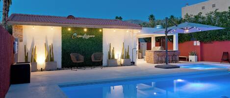 Outdoor pool, a heated pool