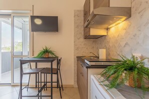 Triple Room, Balcony | In-room dining - Cloud Swing Rooms by Wonderful Italy (Bari)