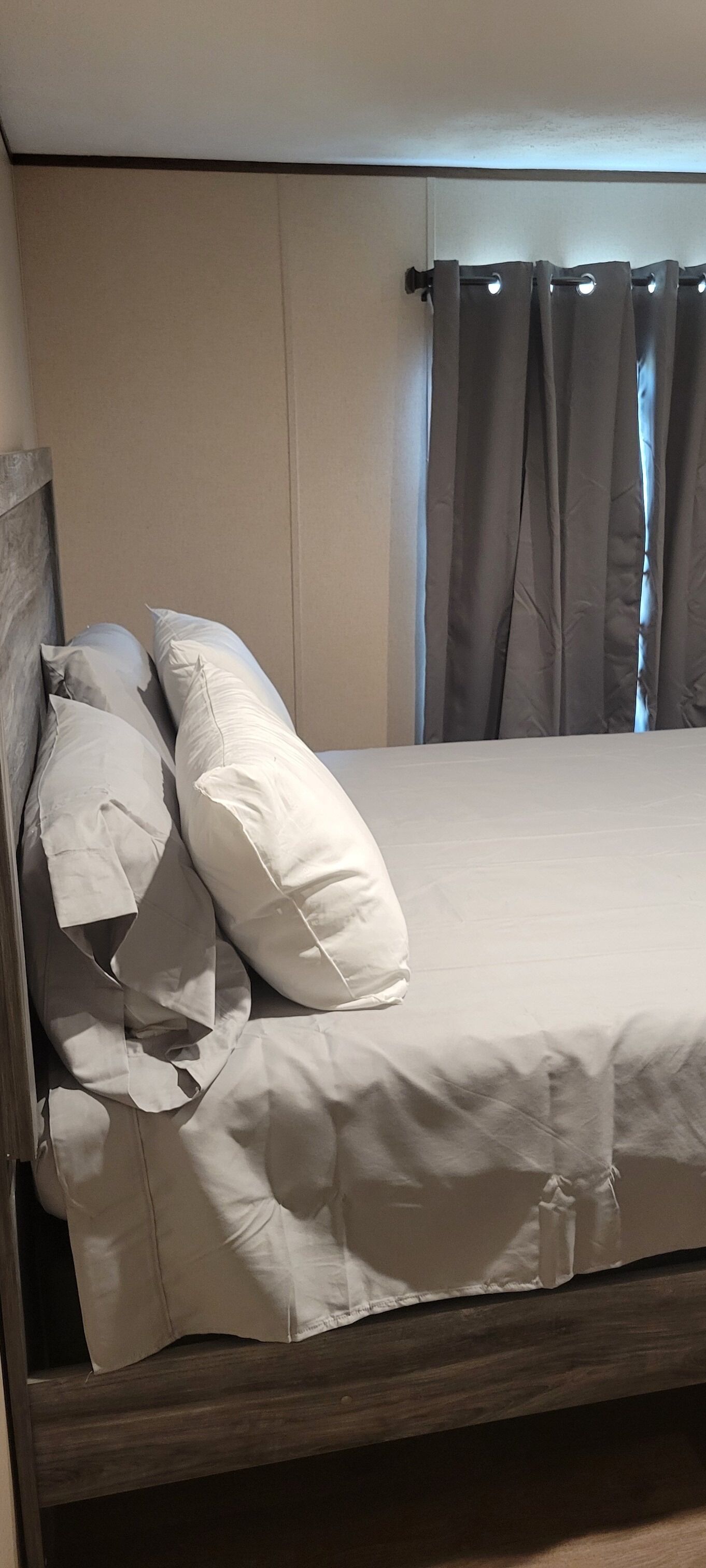 3 habitaciones, tabla de planchar con plancha y wifi gratis 