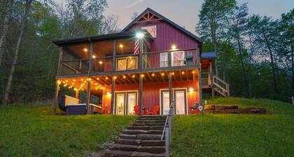 Cardinal's Nest | Hocking Hills, 32 Acre Retreat