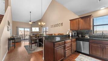 Condo, Multiple Beds, Fireplace (Branson Blessing) | Interior