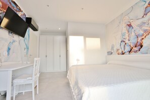 1 bedroom, in-room safe, desk, travel crib - DOMO 103 - Deluxe Double Room with Sea View (Vignola Mare)