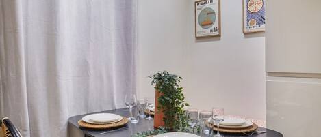 Apartment | Tempat makan