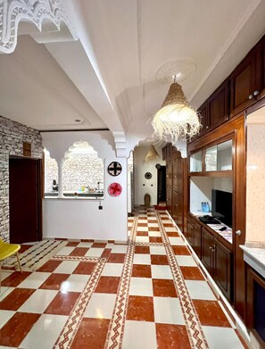 Interior detail - sunrise auberge  (Aourir)