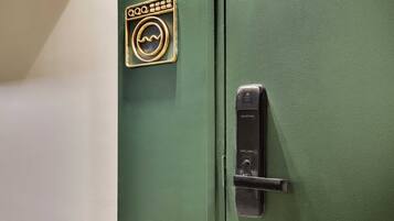 Apartment | Reception