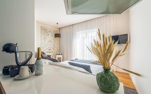 Room, Private Bathroom | In-room safe, soundproofing, free WiFi - Luxury rooms in Old Town (Zadar)