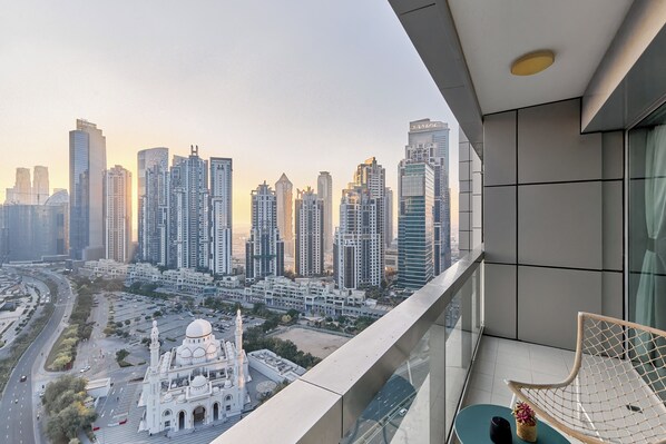 프리미엄 스튜디오, 킹사이즈침대 1개, 시내 전망 | 발코니