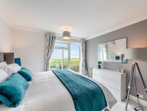 5 chambres, Wi-Fi gratuit, draps fournis