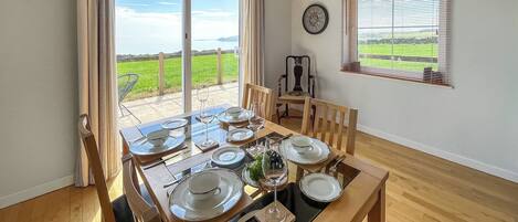 تناول الطعام