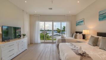 5 bedrooms, laptop workspace, iron/ironing board, free cots/infant beds