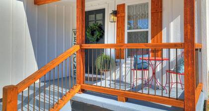 The Tiny Home on Route 66 - Cozy 2 bed with WiFi