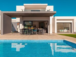 Pool - Villa w/ Heatable Pool and BBQ in Albufeira (Albufeira)
