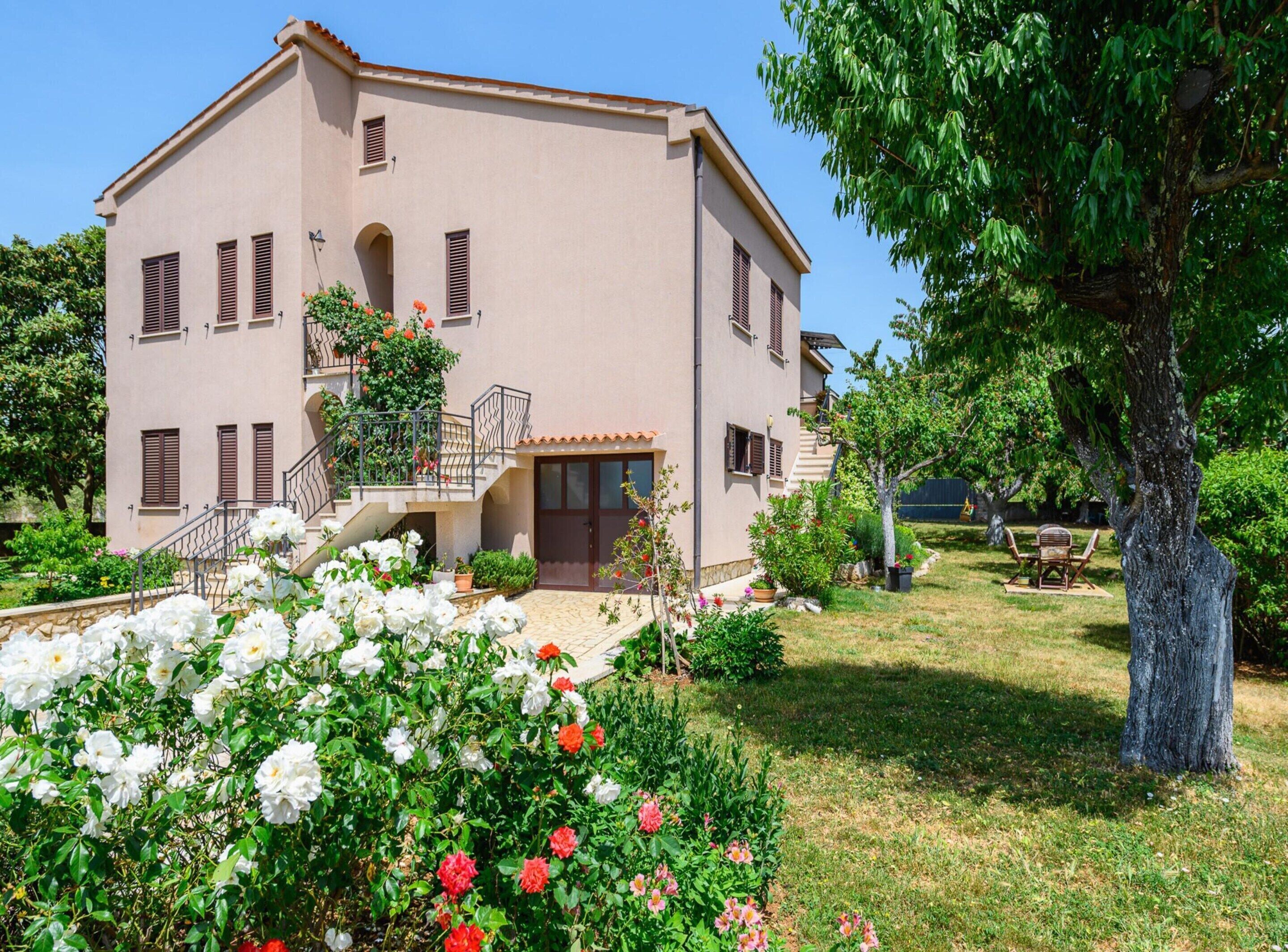 Apartment | Exterior