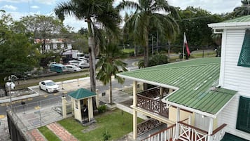 Kondo Deluks, 2 kamar tidur, Bebas Asap Rokok, pemandangan kota | Pemandangan dari kamar