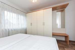 2 chambres, Wi-Fi gratuit, draps fournis