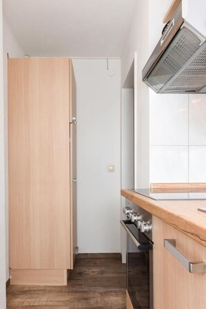 Refrigerador, microondas, horno, lavavajillas