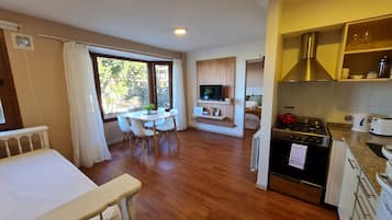 Lyrics and Music to Apartment in Bariloche | Living area