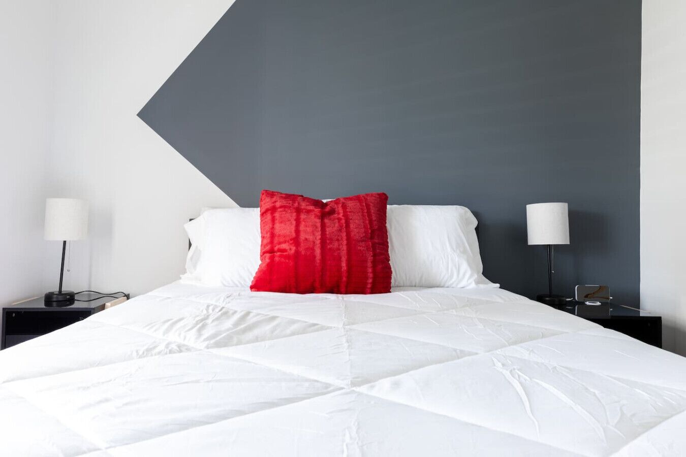 Iron/ironing board, travel cot, WiFi, bed sheets