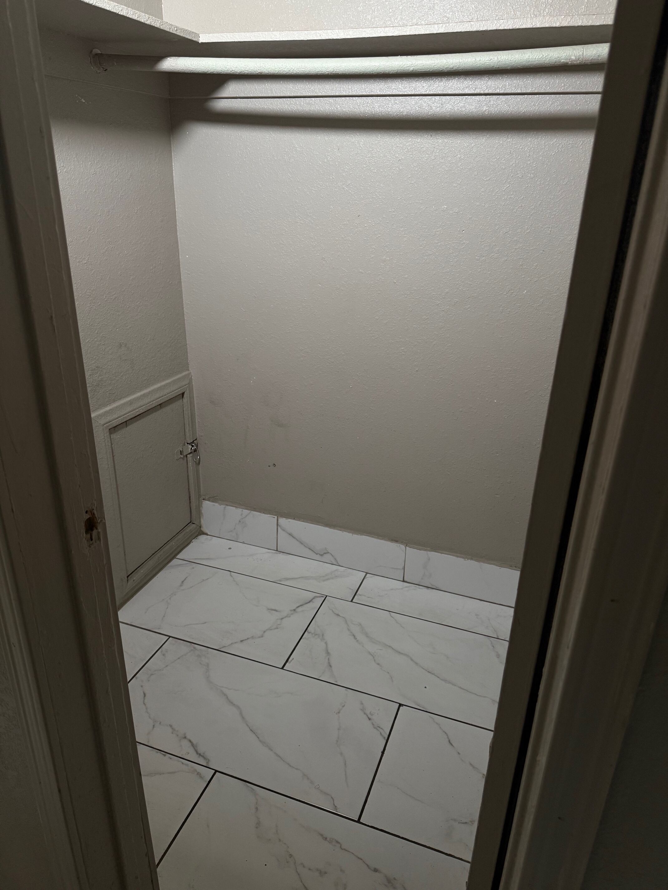 Weekly Two Queen Bed with Kitchen, Smoking | Free WiFi