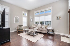 Smart TV, videojuegos y libros