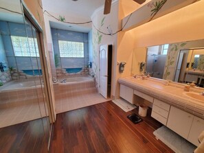 Bathroom - Cozy Canal (Palm Coast)