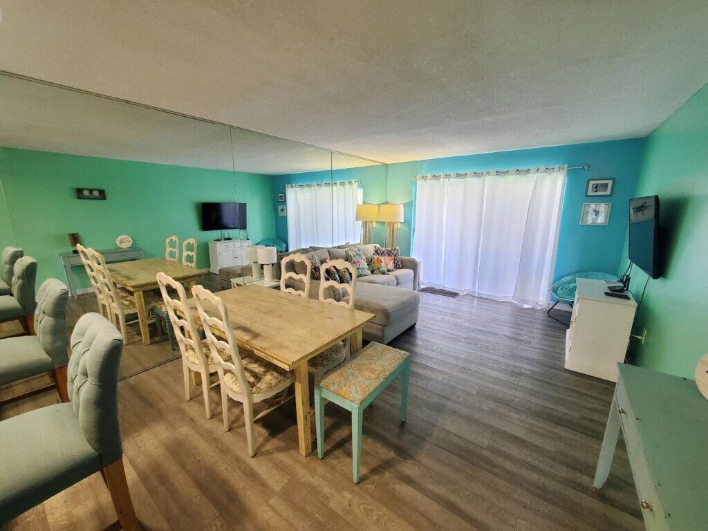 Condo, Multiple Beds, Balcony, Garden View (Pelican Inlet C217) | Interior