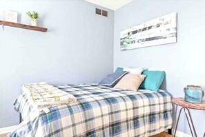 3 bedrooms, iron/ironing board, free WiFi, bed sheets - Modern escape just outside Lexington (Lexington)