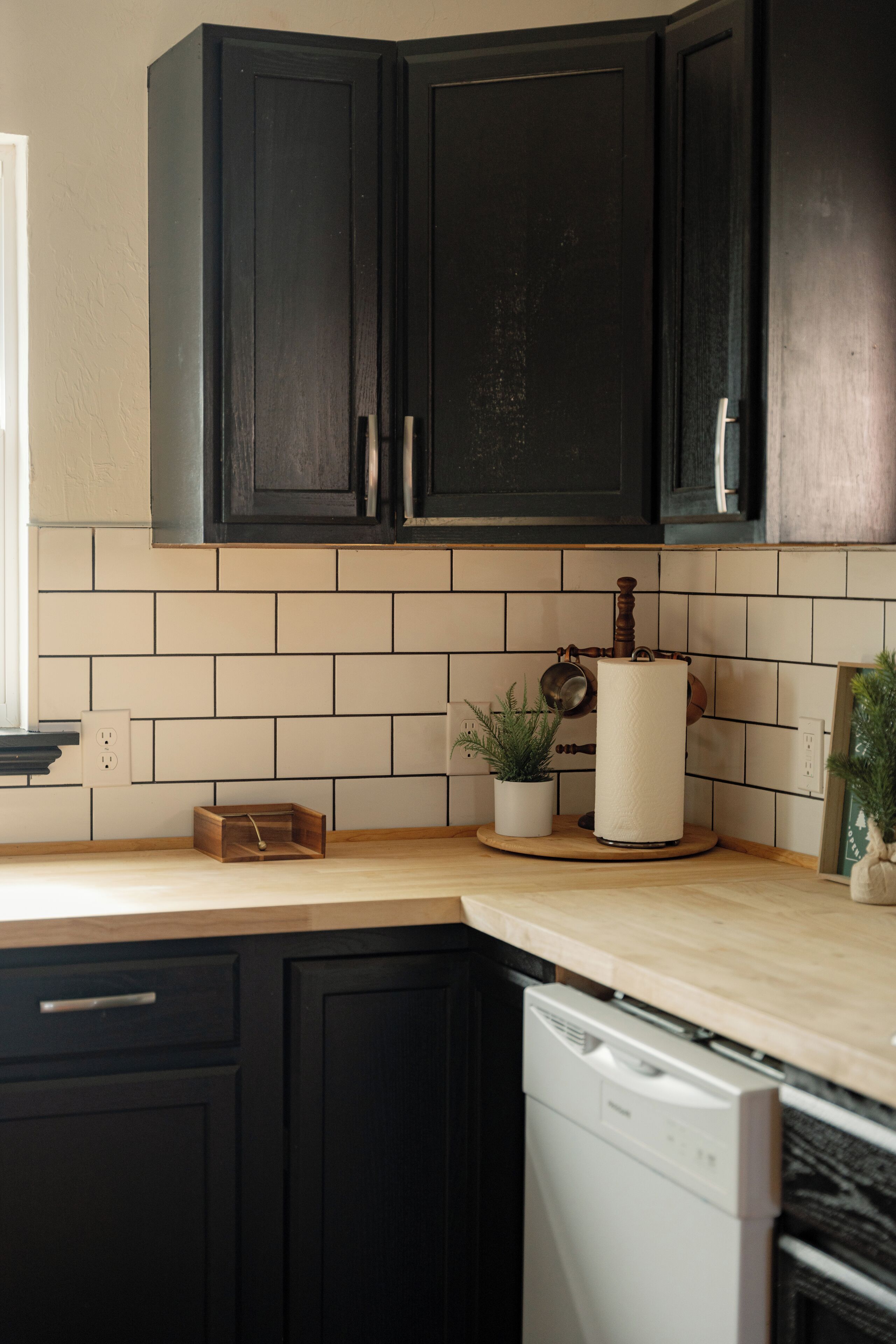 Frigorífico, horno, placa de cocina y lavavajillas