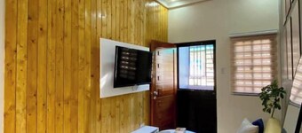 Francheska Suite: Minimalist Comfort Near Cavinti’s Natural Wonders