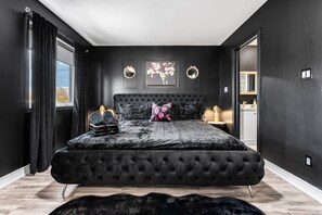 2 slaapkamers, een strijkplank/strijkijzer, wifi, beddengoed