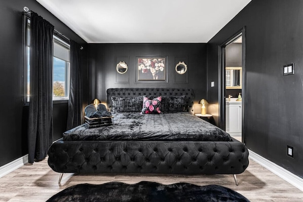 2 chambres, fer et planche à repasser, Wi-Fi, literie fournie