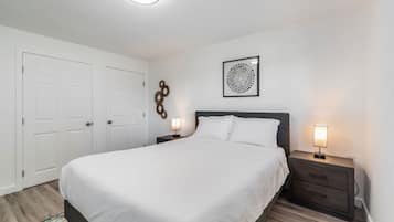 1 soveværelse, skrivebord, strygejern/strygebræt, Wi-Fi