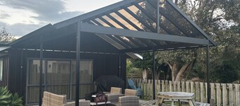 The Bach at 44 - Cooks Beach Holiday Home
