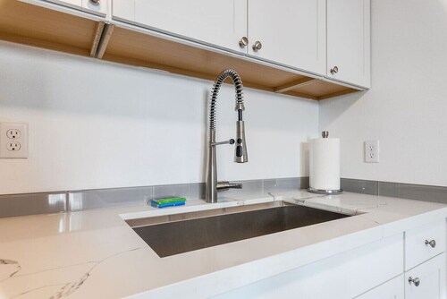 Lovely Remodeled 1BR in DT Tacoma - 6