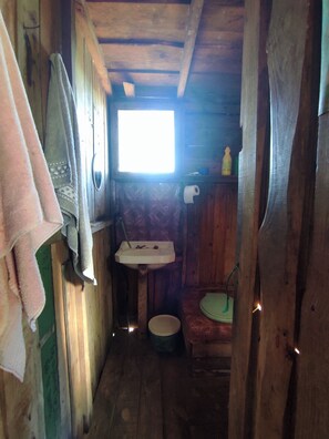 Dusche, Seife, Toilettenpapier