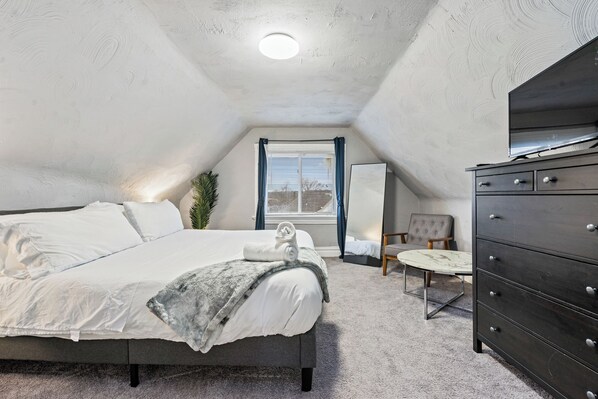 3 Schlafzimmer, Schreibtisch, Bügeleisen/Bügelbrett, kostenloses WLAN