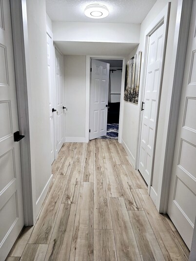 Exquisite  1 bedroom apartment with living room & feel like home away from home