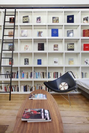 Apartment | Interior