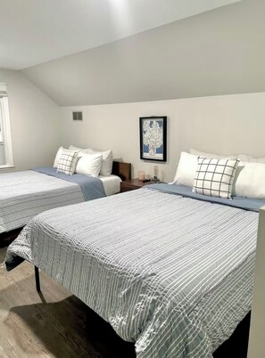 5 bedrooms, iron/ironing board, free WiFi, bed sheets - Relaxing getaway in the heart of Lexington (Lexington)