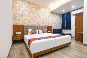 Deluxe Double Room | Desk, laptop workspace, free WiFi - The Avinya Hotel (Indore)