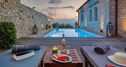 Villa Lithos - Two Bedroom House, Sleeps 6