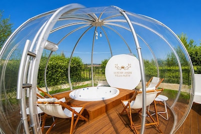Villa Patty - Four Bedroom Villa, Sleeps 10