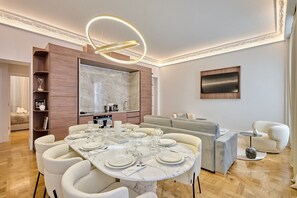 Apartment | Dining - Luxurious Matignon/saint Honore Apartment (Paris)